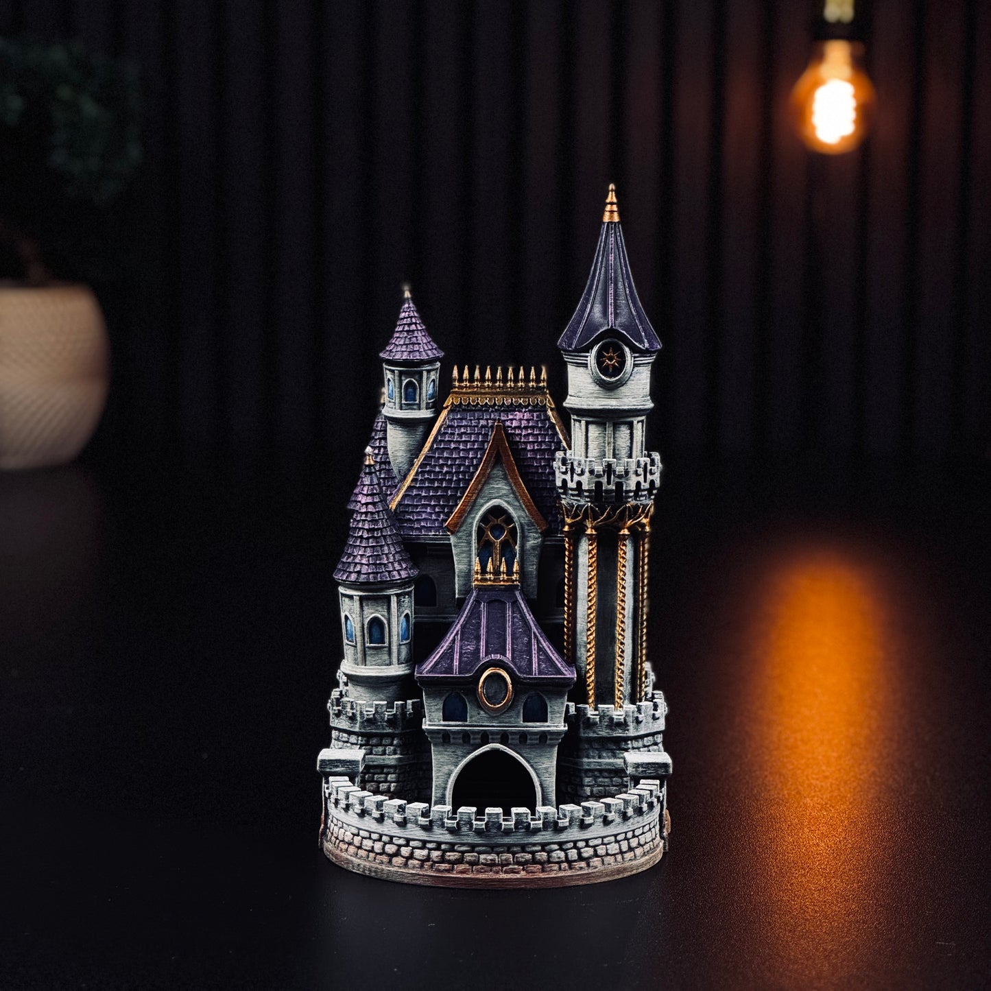 The Sleeping Spire - házecí věž na kostky